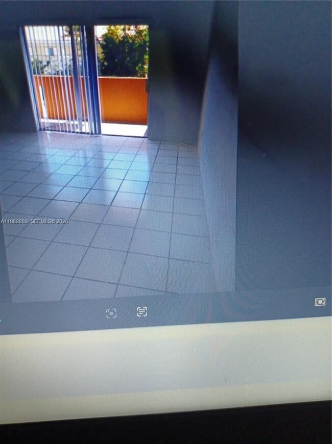 Building Photo - 9760 SW 184th St Unit 9A