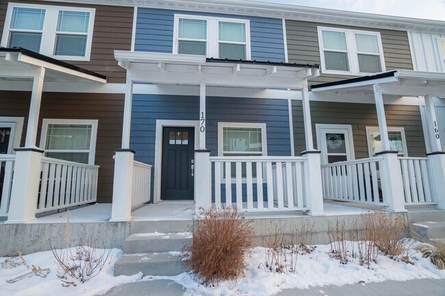 Photo - 170 Weathervane Ln Townhome