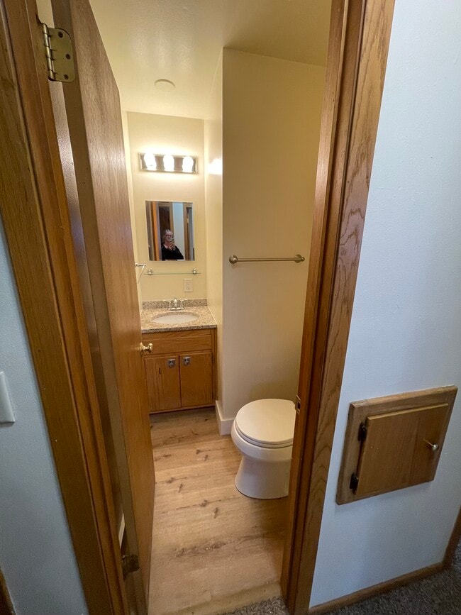 Baño pequeño - 2710 S 68th St Unidad 2712 upper