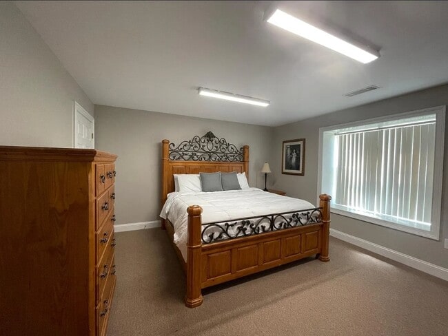 Photo - 1023 Baker Dr