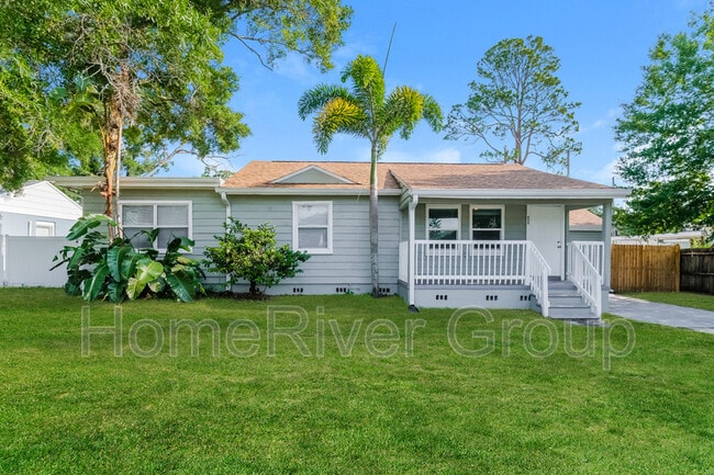 Photo - 2107 W Ferris Ave House