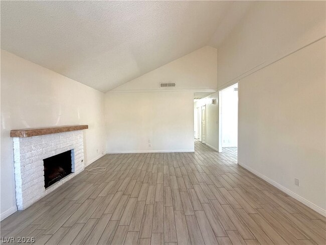 Photo - 6200 Cedarwood Ave