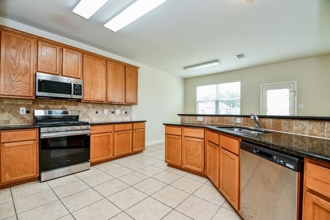 Photo - 2707 Silk Tree Ln