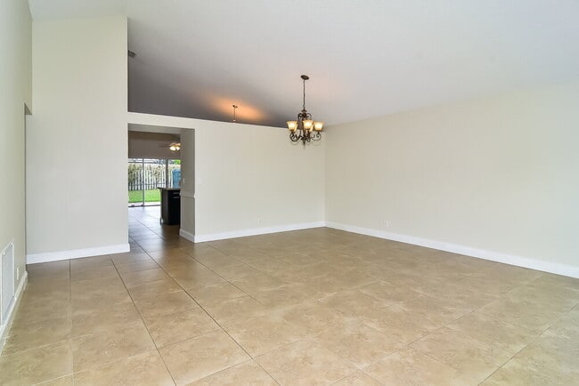 Photo - 22457 Middletown Dr