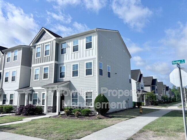 Photo - 6045 Kayton St