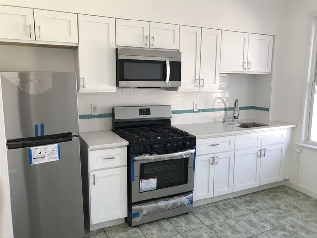 Photo - 1218 79th St Unit 2