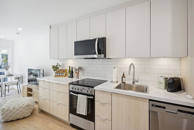 Photo - 2118 Rue Bercy Unit SI FL1-ID1543081P