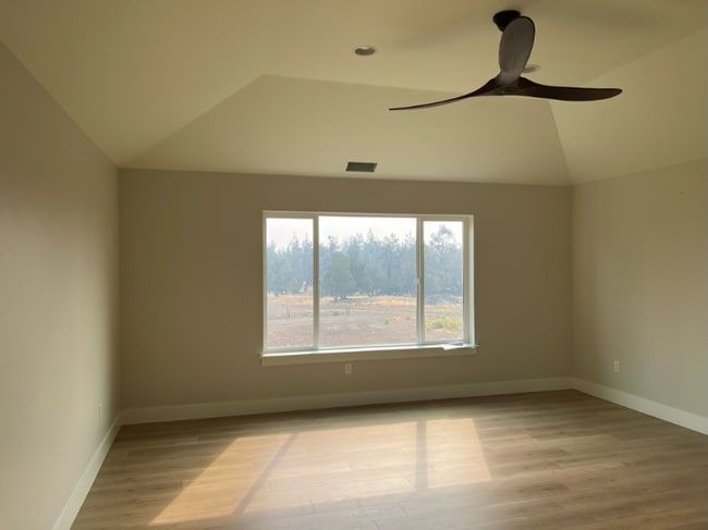 Photo - 22505 Nelson Rd
