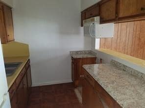 Photo - 3200 Waller St