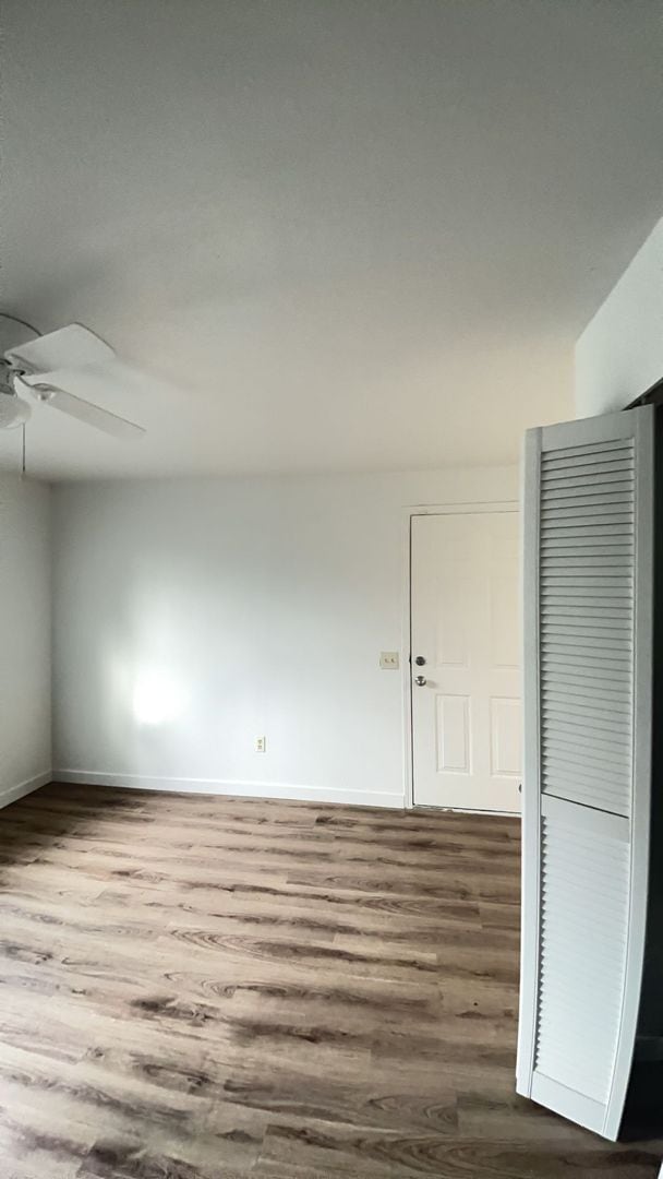 Photo - 2924/2926 Moore St Unidad 2926