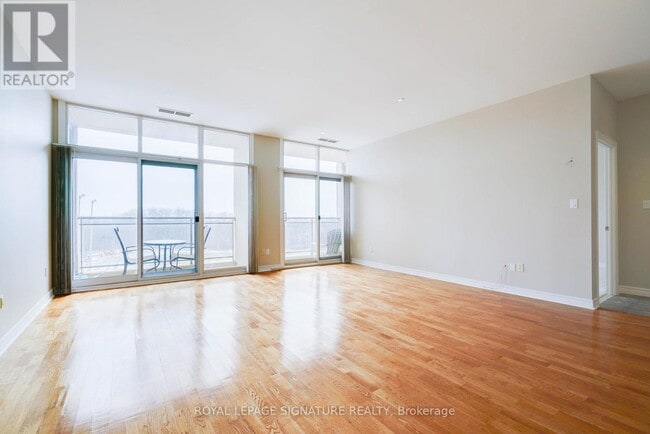 Photo - 1 Leaside Park Dr Unit 415