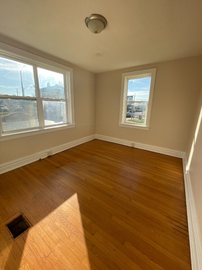 Photo - 3449 Morganford Unidad 2S