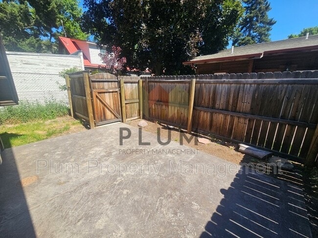 Photo - 213 Sommers St