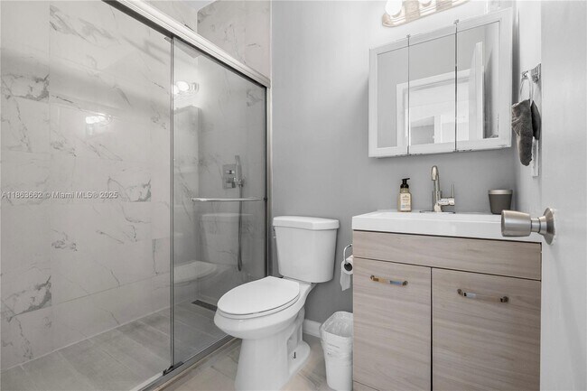 1320 Drexel Ave Unit 305