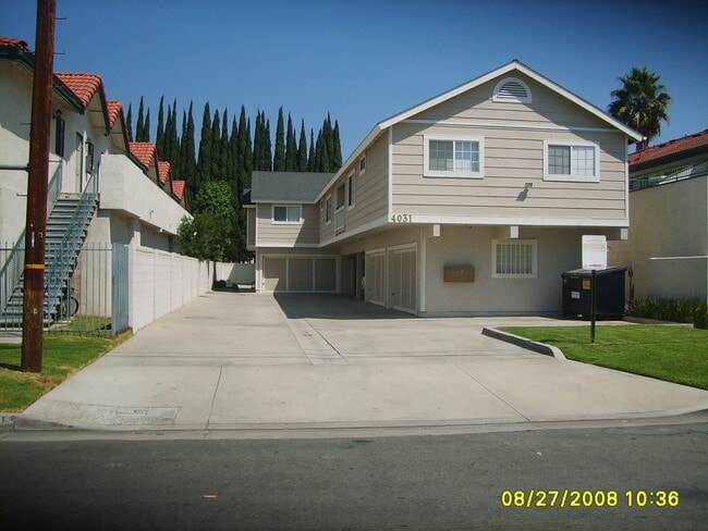 Building Photo - 4031 Franklin Ave Unit D