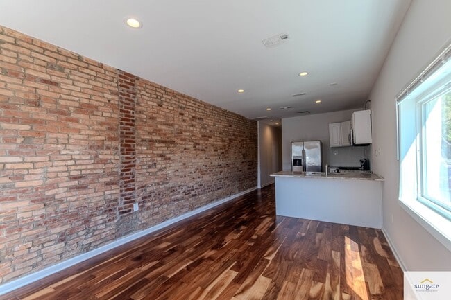 Photo - 2608 E Fayette St Unit 1