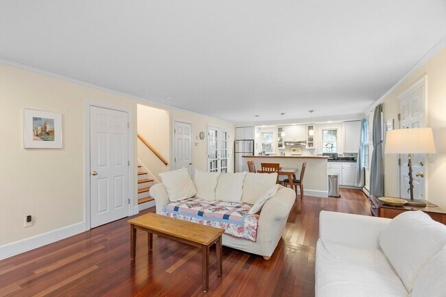 Photo - 54 Broadway Ave Unidad 3