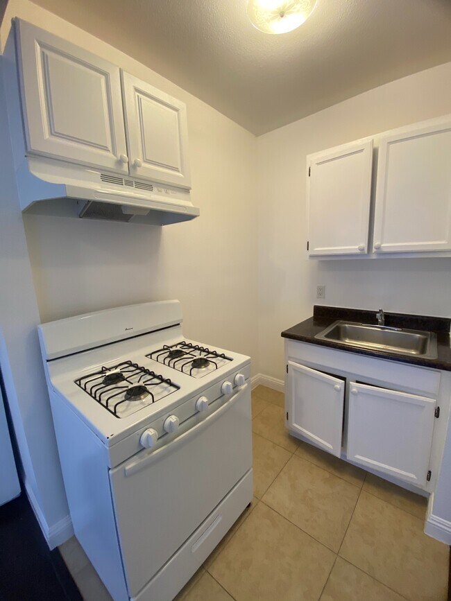 Photo - 1723 James M Wood Blvd