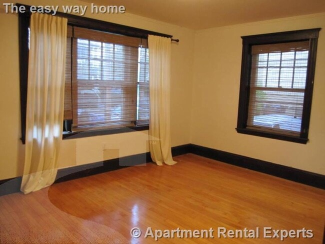 Photo - 14 Centre St Unidad #1