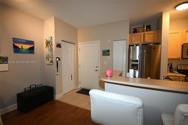 Photo - 6001 SW 70th St Unit 320