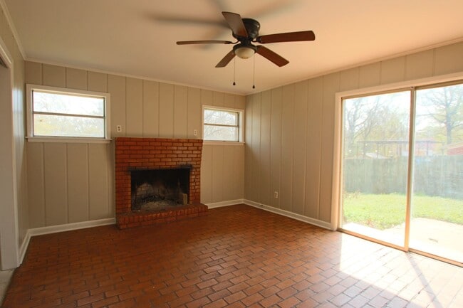 Photo - Coming Soon! 3 Bed 1.5 Bath Home Near TJC!