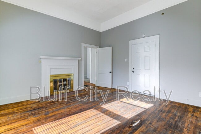 Photo - 1639 Southern Ave
