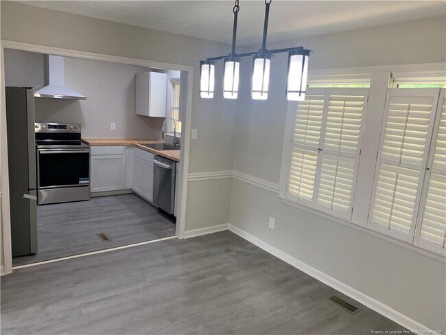 Photo - 412 Nottingham Dr