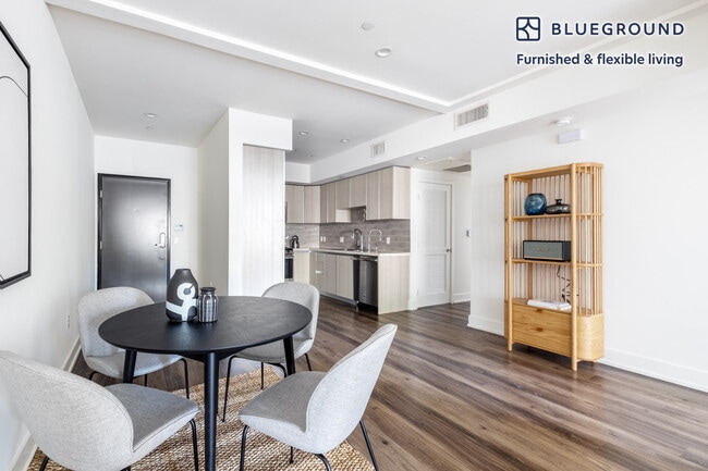 Photo - 129 S Kings Rd Unit FL1-ID384