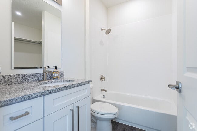 2BR, 2.5BA - 1,136SF - Secondary Bathroom