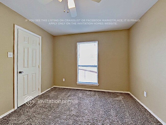 Photo - 304 Stringer Dr