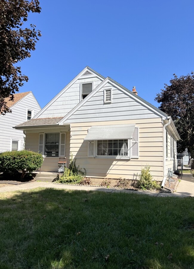 Building Photo - 4338 N 54th St Rental