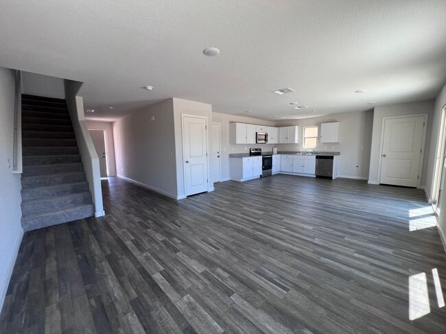 Photo - 3BR 2Ba w/garage and fenced yd, Gated Entry, near Rotary Park-Boat ramp,Sports Fields,