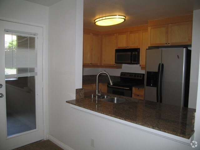 Building Photo - 3440 Lebon Dr Rental
