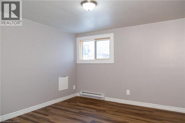 Photo - 106 South Street E Unit Lower
