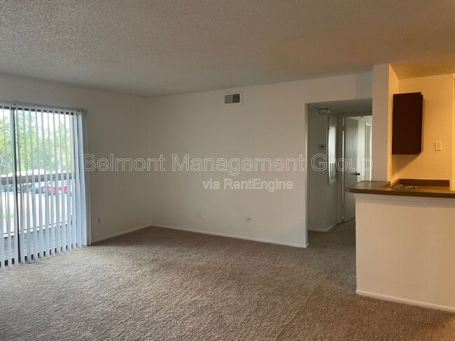 Photo - 2030 Cascades Blvd Unit 201