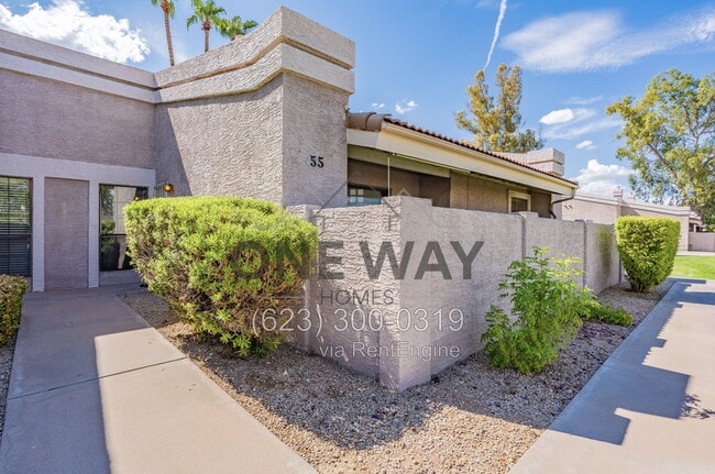 1976 N Lemon Tree Ln