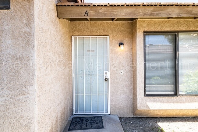 Photo - 4205 Kilterbury Ln Unit Apt A