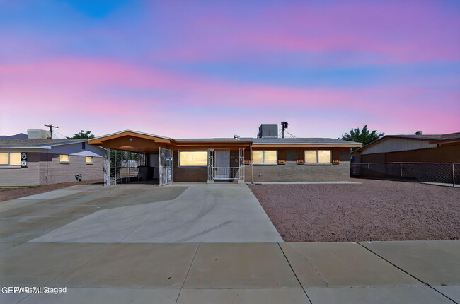 Photo - 5503 Salisbury Dr