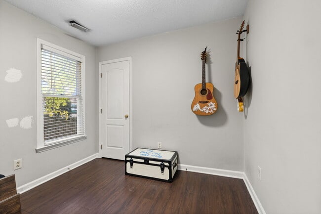 Photo - 3521 Greywood Dr