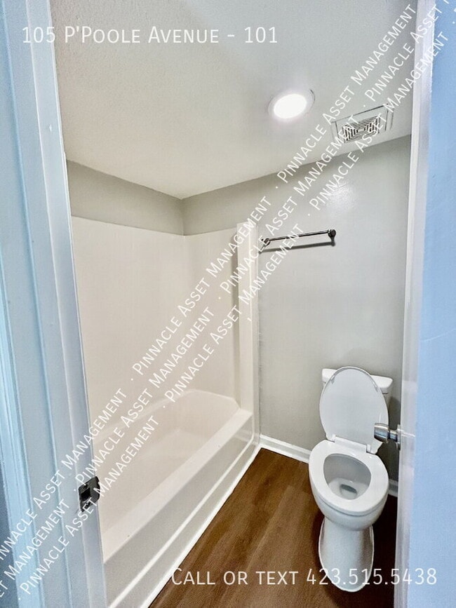 Photo - 105 P'Poole Ave Unit 101