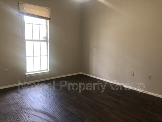 Photo - 10195 Curtis Dr