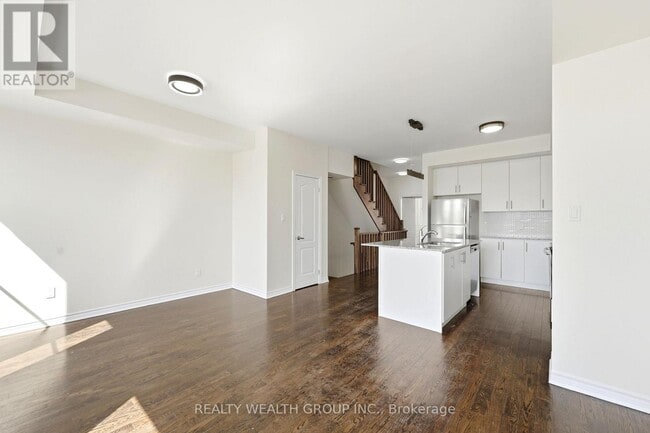 Photo - 7 City Park Cir