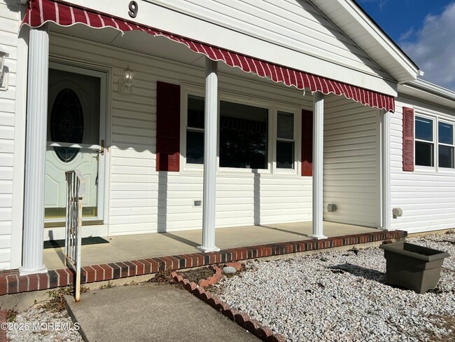 Photo - 9 Westport Dr