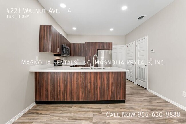 Photo - 1st Month Free with 13 Month Lease Unidad 4