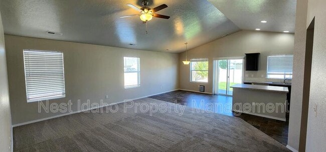 Photo - 2316 N Mountain Ash Ave