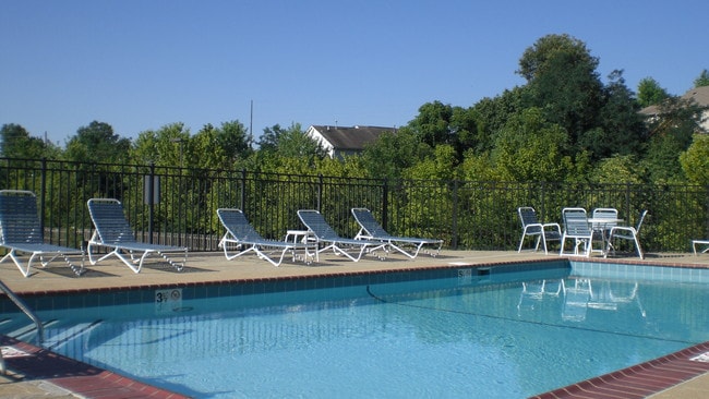 Saddle Run Townhomes
