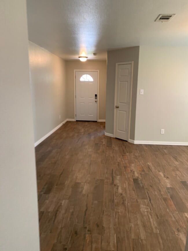 Photo - 1444 Keith Ct