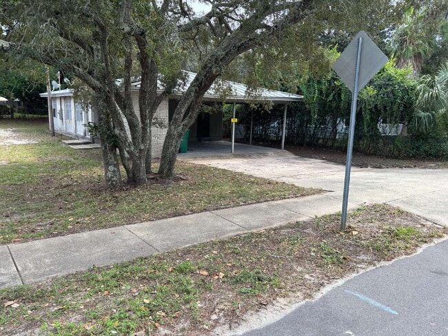 Building Photo - 340 Calhoun Ave