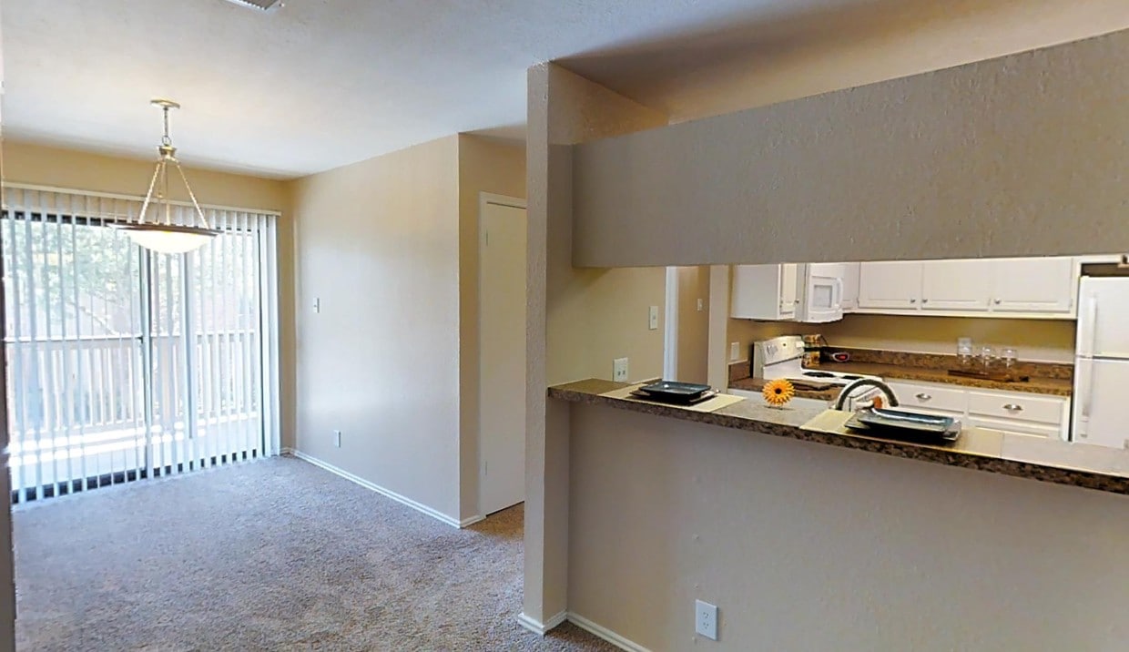 Photo - MAA Highwood Apartments
