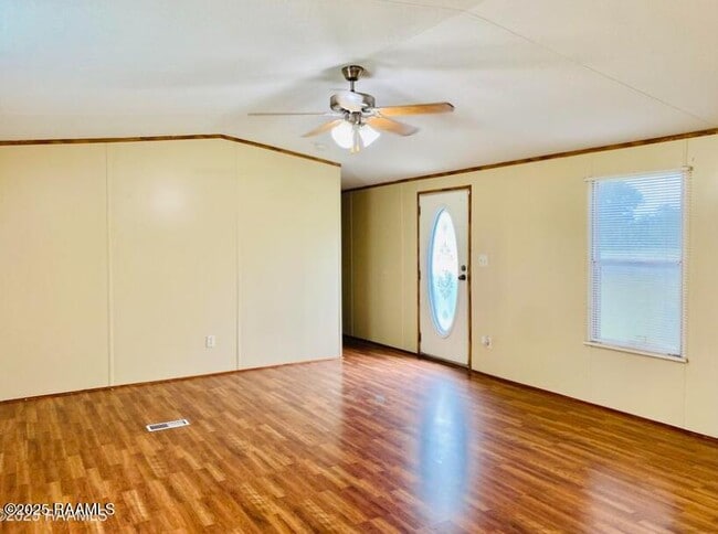 Photo - 1299 Sawmill Hwy